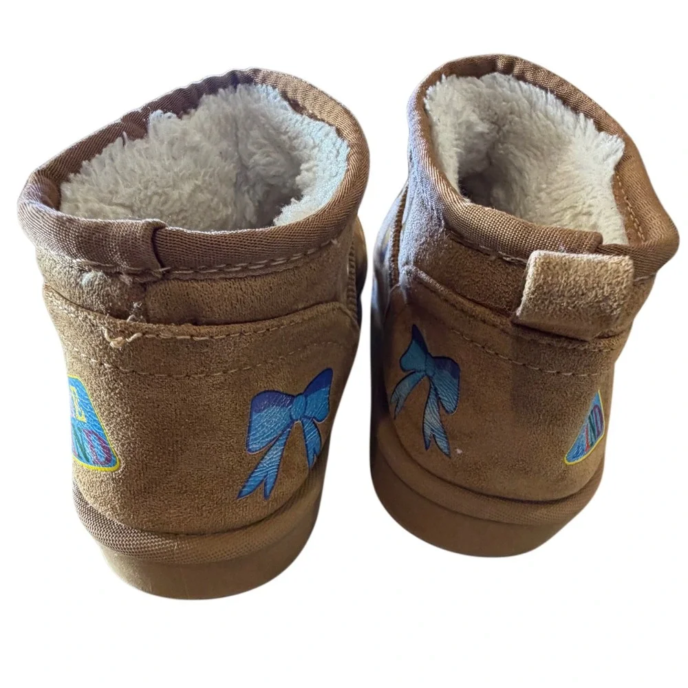 Steve Madden Girls Patchwork Sherpa Boots Y2K Cozy Rare Discontinued Size 4